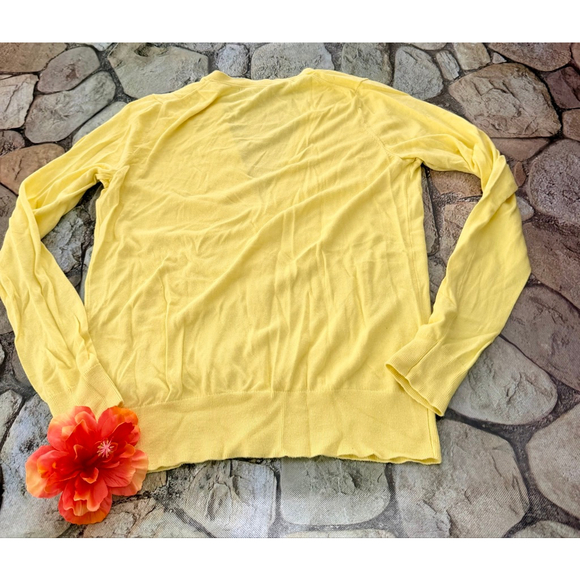 BANANA REPUBLIC YELLOW CARDIGAN - Picture 5 of 5